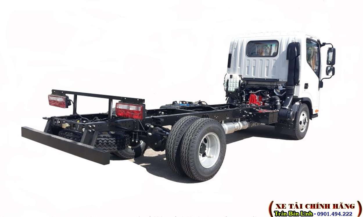 XE TẢI JAC N200S 1.900KG THÙNG KÍN MÁY CUMMINS ĐỜI 2022