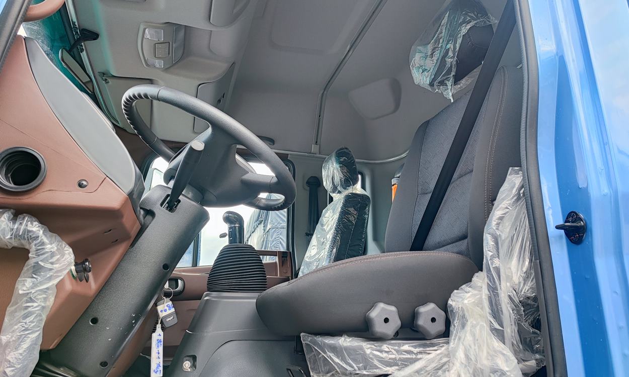 GHẾ TÀI JAC A5 2 CHÂN