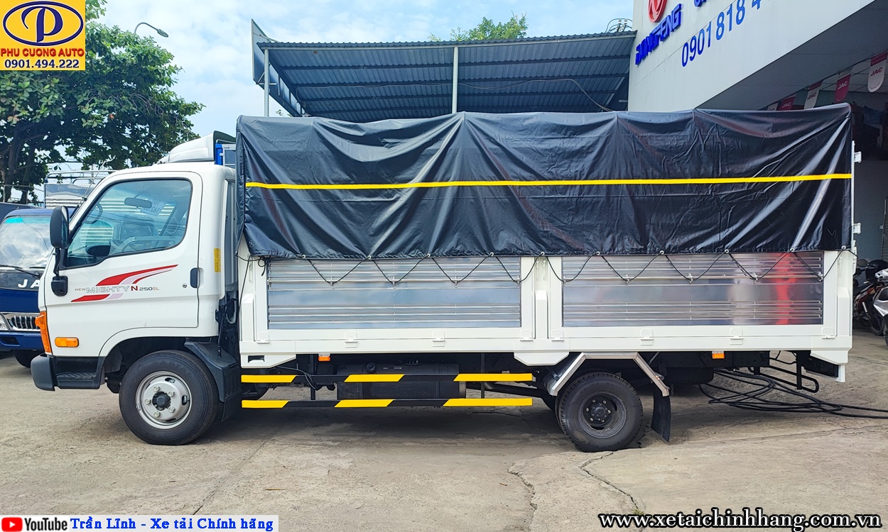 XE TẢI HYUNDAI N250SL 2.4 TẤN THÙNG BẠT ĐỜI 2022