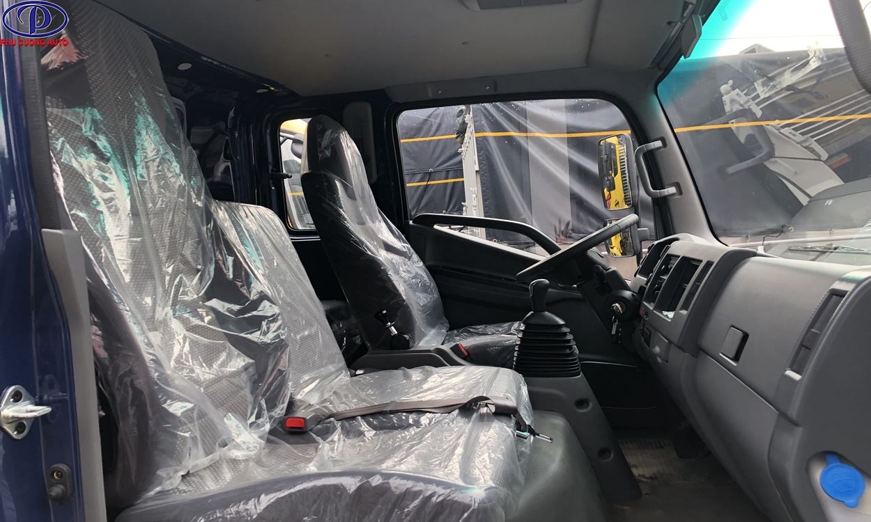 Nội thất tiện nghi Jac N650s