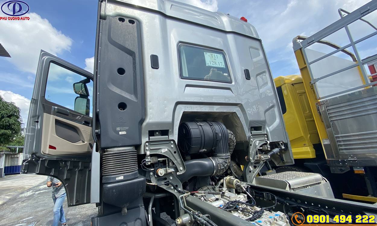 XE TẢI HOWO MAX 4 CHÂN 17.9 TẤN THÙNG BẠT 9M7 ĐỜI 2022