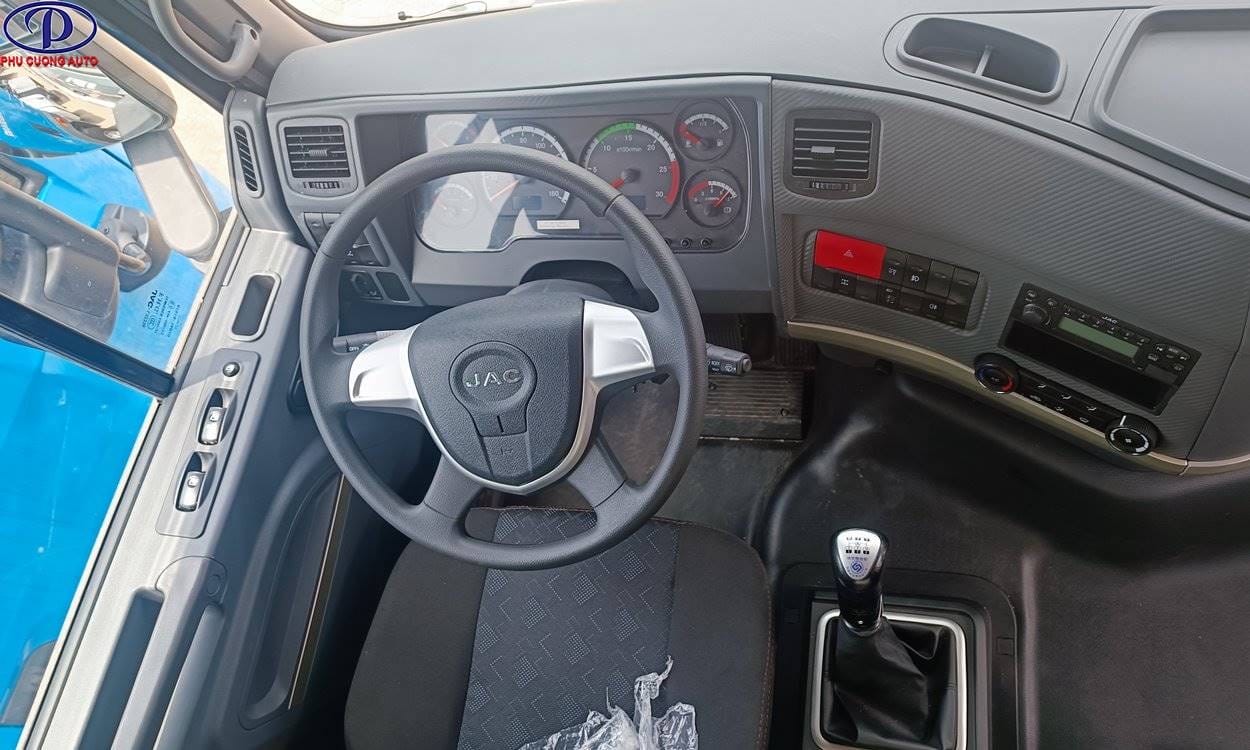 XE TẢI JAC A5 5 CHÂN 22 TẤN NHẬP KHẨU THÙNG BẠT ĐỜI 2023