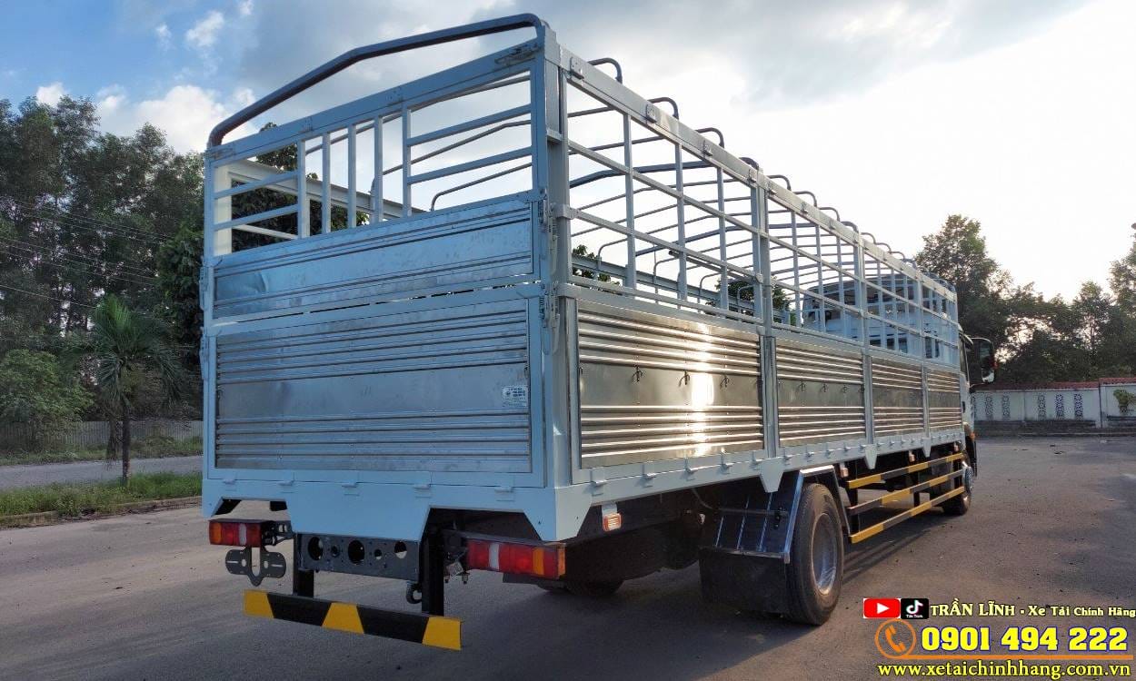 XE TẢI HOWO TX 2 CHÂN 9 TẤN THÙNG BẠT ĐỜI 2022