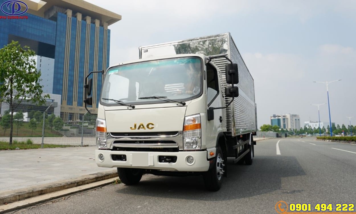 ĐẠI LÝ XE JAC N650S PLUS 6T4 THÙNG KÍN MÁY CUMMINS ĐỜI 2023