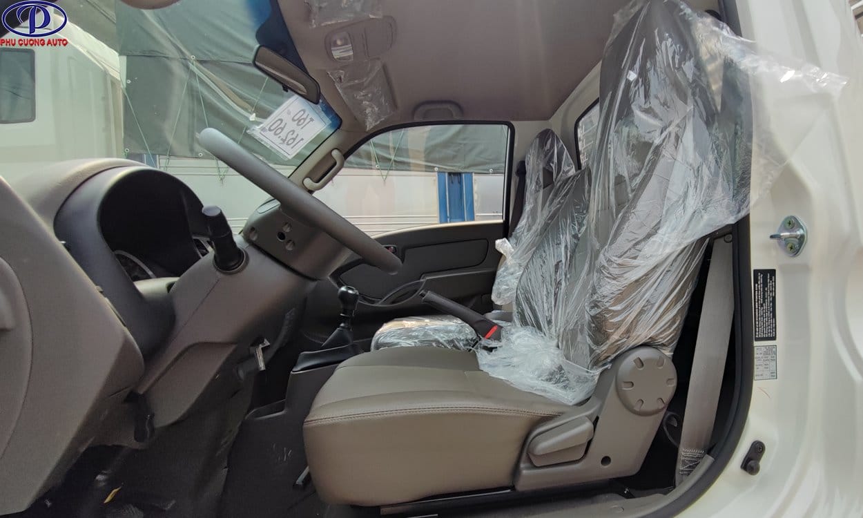 XE HYUNDAI H150 1T5 THÙNG BẠT ĐỜI 2023