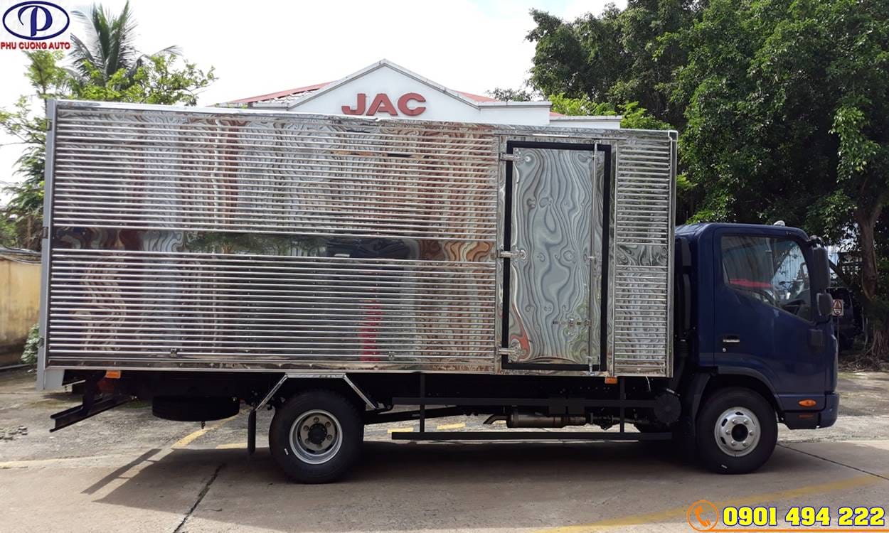 XE TẢI JAC N500 4T9 THÙNG KÍN MÁY ĐỨC ĐỜI 2023
