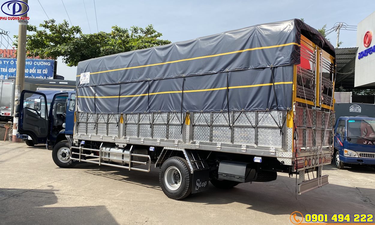 XE JAC N650S 6T6 THÙNG BẠT 6M2 INOX DẬP LÁ ME 2023 TRẢ GÓP