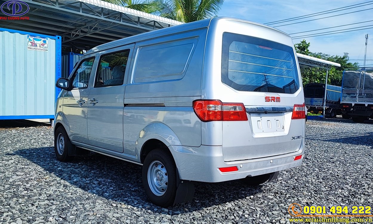 XE TẢI VAN SRM X30 V5 5 CHỖ NGỒI 650KG ĐỜI 2024