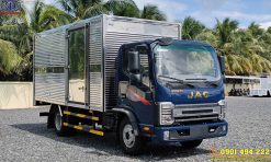 XE TẢI JAC N200S E5 1.950KG THÙNG KÍN ĐỜI 2024