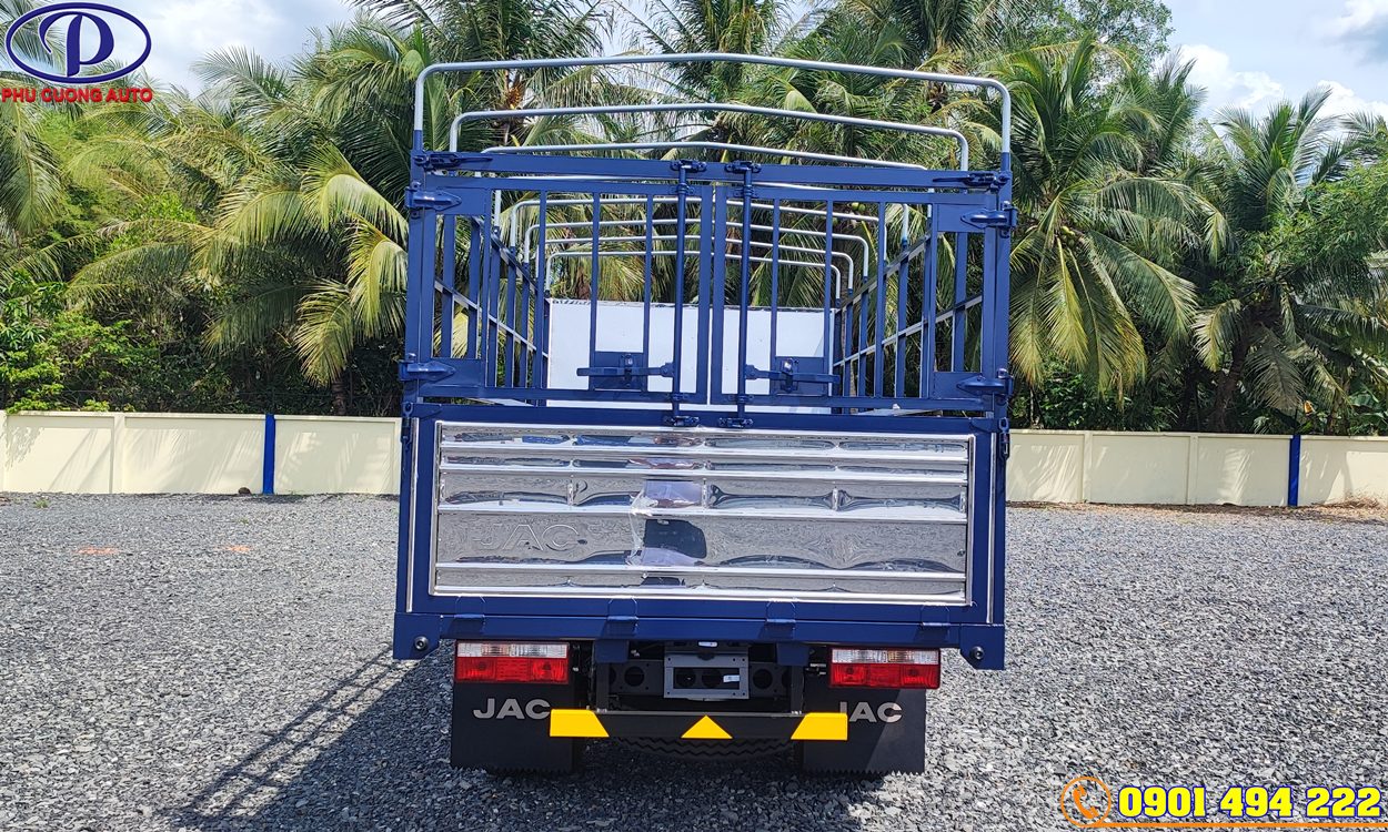 XE TẢI JAC N250S E5 2.250KG THÙNG BẠT 4M2 ĐỜI 2025