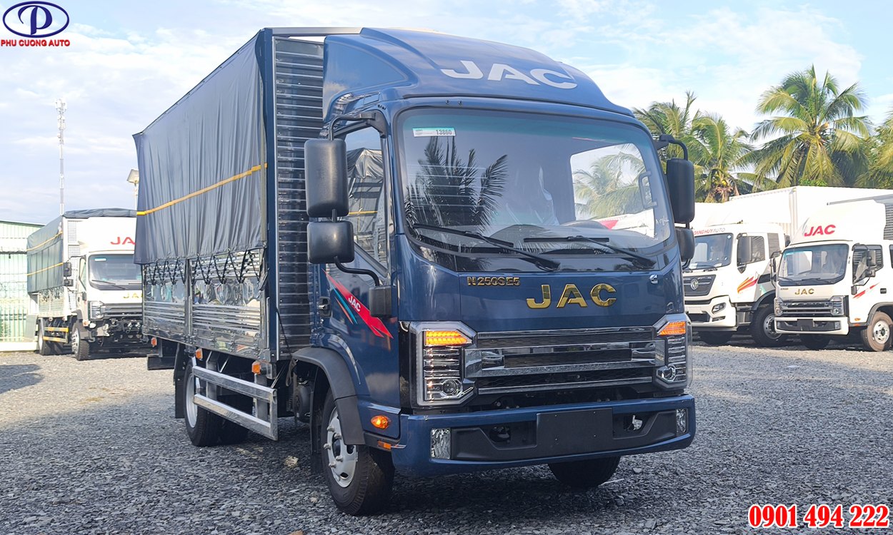 XE TẢI JAC N250S PRO E5 2.5 TẤN THÙNG BẠT KÈO CÁP ĐÀ LẠT ĐỜI 2026
